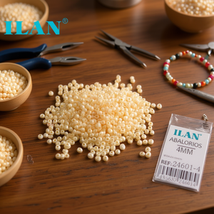 Perline Ilan Abalorios 4mm color crema nude 50g per la creazione di gioielli - Product Image 3