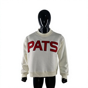 Sudadera de Cuello Redondo Color Crema para Mujer con Estampado de Letras PATS Rojas, Manga Larga, Tejido de Algodón, Logotipo Personalizado, Fabricante OEM - Product Image 1