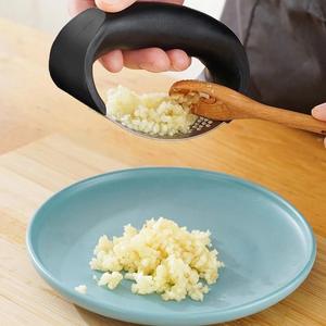 Presse à <span class=keywords><strong>ail</strong></span> en acier inoxydable, broyeur, hachoir à <span class=keywords><strong>ail</strong></span> avec éplucheur et brosse à gratter pour écraser <span class=keywords><strong>l</strong></span>'<span class=keywords><strong>ail</strong></span> - Product Image 2