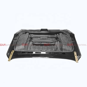 ฝากระโปรงหน้าคาร์บอนไฟเบอร์แท้ สำหรับ Subaru Impreza WRX STi S4 VAB VAF 2014-2018 รุ่น VRSA1 พร้อมช่องระบายอากาศ - Product Image 5