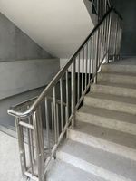 Rampe d'escalier et balustrade de balcon en acier inoxydable de style moderne pour appartements