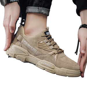 Chaussures décontractées pour hommes en cuir blanc style rétro tendance, faible MOQ, doublure en maille respirante, semelle intérieure en PU souple, design de bout élégant - Product Image 1