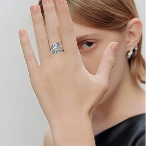 Anello <span class=keywords><strong>KAYI</strong></span> in Stile Retrò Europeo-Americano con Incastonatura a Mezzaluna e Pietra Turchese a Goccia, in Tungsteno, Unisex - Product Image 4