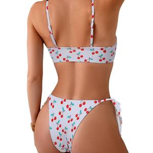 Conjunto de bikini estampado para mujer, traje de baño con cuello halter cruzado y cintura recortada para nadar y practicar deportes acuáticos - Product Image 5