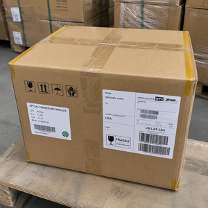 Émetteur-récepteur optique QSFP28 FTLC9558REPM-TE Finisar, MMF 100 M MPO 12 GBASE-SR4 100 Ethernet FTLC9558REPM-TE fibre - Product Image 5