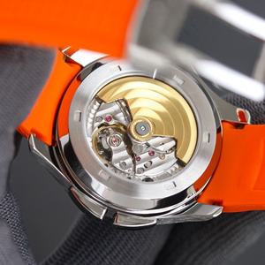 Montre avec logo personnalisé - Design exquis par un designer renommé - Montre mécanique automatique de luxe pour homme - Product Image 4