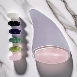Rouleau de massage en quartz rose personnalisé avec logo, Gua Sha en quartz rose pour le contour du visage et l'élimination des poches, rouleau de jade - Product Image 6