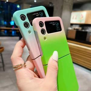 Luxe coloré dégradé couleur pliant caméra Protection glaçage peau mat TPU couverture de téléphone portable pour Samsung Galaxy <span class=keywords><strong>Zflip</strong></span> 3/<span class=keywords><strong>4</strong></span>/5 - Product Image 4