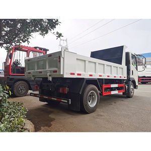 Camión Volquete Pequeño HOWO 4X2 de 3 y 5 Toneladas, Camión Ligero para Mantenimiento Municipal, Arena, Grava y Materiales a Granel, para Larga Distancia - Product Image 3