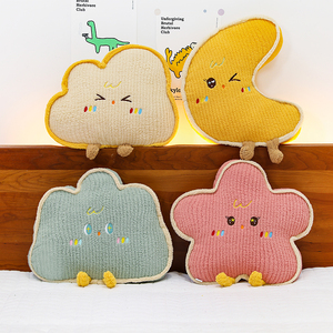 Coussins en velours côtelé étoile, lune et nuage, coussins de canapé pour enfants et oreillers de lit, accessoires de décoration doux pour la maison - Product Image 3