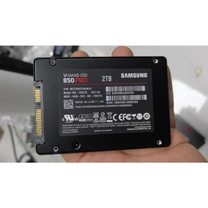 Sams--g 850pro 2TB SSD MZ7KM2T0HMJP Reconditionné d'occasion Interface SATA Offre une grande capacité de stockage pour les fichiers numériques et les médias - Product Image 2