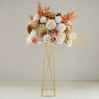 Boule de fleurs artificielles haut de gamme de luxe romantique pour table de salle à manger, accessoires de mariage, arrangement décoratif en mousse, fer et tissu de soie pour intérieur