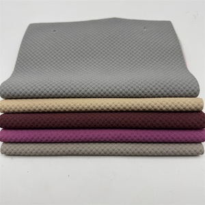Tissu en cuir PU gaufré matelassé diamanté personnalisé, motif diagonal, faux cuir de designer, vegan, pour artisanat et maroquinerie - Product Image 3