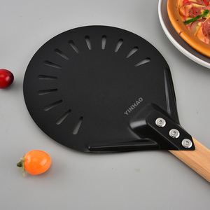 YINHAO <span class=keywords><strong>Pizza</strong></span>-Wendeschaufel 8/9 Zoll Metall Antihaft-Pizzaheber 430 Edelstahl <span class=keywords><strong>Pizza</strong></span>-Wendeschaufel mit Holzgriff - Product Image 2