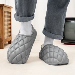 Zuecos forrados clásicos unisex para adultos con piel sintética, zapatos impermeables de Invierno para mujer, botas de nieve para el hogar, forradas con piel, cálidas - Product Image 4