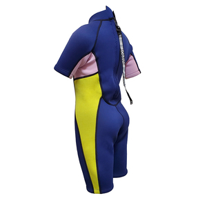 Traje de baño de una pieza de <span class=keywords><strong>neopreno</strong></span> de manga corta para niños pequeños, traje de <span class=keywords><strong>surf</strong></span> para bebés con impresión personalizada OEM - Product Image 3