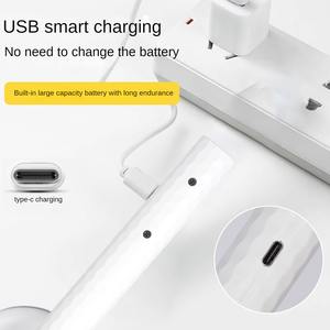 Peine para mascotas para limpieza de pelo suelto y desenredado de nudos, con limpieza de un solo clic, removedor de pelo, y láser para perros, para aliviar la ansiedad de gatos. - Product Image 4