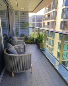 Nouvelle protection de l'environnement de haute qualité Wpc Decking, matériau ignifuge imperméable anti-corrosion extrudé plaque à trois trous - Product Image 5