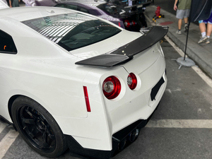 สปอยเลอร์หลังคาร์บอนแบบ OE สำหรับ R35 GTR T-Spec ปี 2023 - Product Image 5