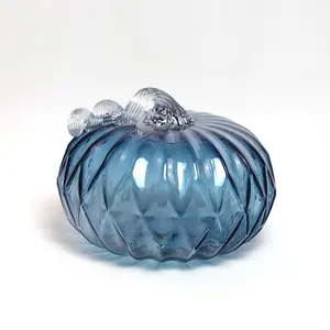 Groothandel Halloween Helder Glas Blauw Kunstmatige Grote Pompoen Decoratie Batterij Werkt Verlicht Glanzend Lantaarn Tuin Decor