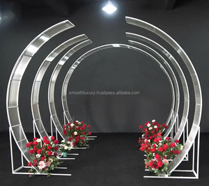 แผ่นฟิล์มแสงอาทิตย์กลมแบบเรียบอุปกรณ์ตกแต่งซุ้มสีขาวทองสำหรับงานแต่ง - Product Image 2