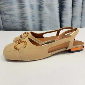 Sandales plates d'été pour femmes en daim respirant et antidérapant, style français Vachette, chaussures de bureau grandes tailles, fabrication OEM - Product Image 3