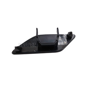 Cache-lave-phares avant en plastique noir pour Volkswagen Golf Mk7 2013-2017 - Product Image 3