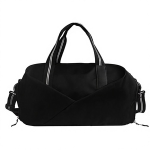 Sac de voyage pliable personnalisé, léger, pour le sport, avec intérieur spacieux et fermetures éclair sécurisées - Product Image 1