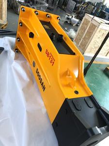 Martillo hidráulico SOOSAN SB131 tipo caja con características estándar incluye cinceles mangueras cilindro de nitrógeno Kit de carga de Gas - Product Image 2