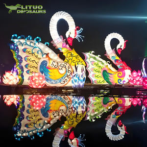 Lanternes en soie en forme de cygne pour le Nouvel An chinois et le Festival du Printemps - Product Image 4