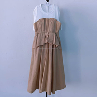 Combinaison pour femmes sur mesure, bicolore, style contemporain, à superpositions, pour femmes