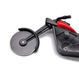 Trancheur de pizza en acier inoxydable haute qualité, Anti-rouille lame tranchante, coupe-Pizza de moto pour couper les gâteaux <span class=keywords><strong>des</strong></span> gaufres - Product Image 5