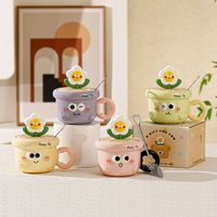 Mug à fleurs peint à la main super mignon et adorable, 370 ml, en céramique avec couvercle et cuillère - Cadeau d'anniversaire parfait pour la meilleure amie