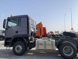 Truk Berat HOWO TX 6X4 Diesel Euro 2 Tenaga Kuda Tinggi Baru dengan Kemudi Kiri, Jok Suspensi Udara, dan AC Otomatis - Product Image 4