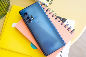 Excelente Relación Calidad-Precio <span class=keywords><strong>Motorola</strong></span> <span class=keywords><strong>Edge</strong></span> Plus XT2061 256GB 12GB Cámara de 108 MP RAM Teléfono Inteligente Android Juego Completo de Accesorios - Product Image 4