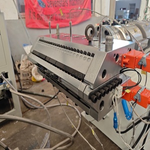 Machine <span class=keywords><strong>de</strong></span> fabrication <span class=keywords><strong>de</strong></span> panneaux muraux en <span class=keywords><strong>PVC</strong></span> Sevenstars, ligne <span class=keywords><strong>de</strong></span> production d'extrusion <span class=keywords><strong>de</strong></span> panneaux <span class=keywords><strong>de</strong></span> bardage en vinyle <span class=keywords><strong>PVC</strong></span> - Product Image 3
