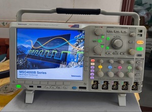 ออสซิลโลสโคปสัญญาณผสม Tektronix MSO/DPO4104B อัตราการสุ่มตัวอย่าง 500 MSa/s ความละเอียด 8 บิต - Product Image 3