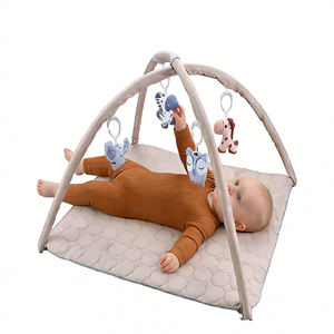 Alfombra <span class=keywords><strong>de</strong></span> Juego para Bebés <span class=keywords><strong>Dos</strong></span> en Uno, Actividad Educativa Interior con 4 Juguetes Colgantes Desmontables para Bebés y Niños - Product Image 2