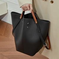 Sac fourre-tout pour femme, sac à main à bandoulière, grande capacité, nouveau sac seau en cuir véritable avec fermeture magnétique