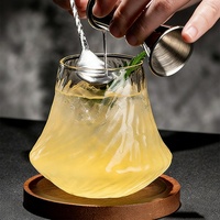 Verre à whisky soufflé à la main style nordique avec plateau rond en bois, motif glacier du Mont Fuji – Idéal pour cocktails et café