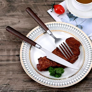 طقم سكين وشوكة وملعقة من الفولاذ المقاوم للصدأ مكون من أربع قطع بمقبض خشبي، بتصميم ياباني عتيق فاخر JY00029 - Product Image 1