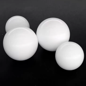 כדורי <span class=keywords><strong>PTFE</strong></span> מפלסטיק בגדלים מ-3 מ\\\"מ עד 100 מ\\\"מ, מיוצרים במפעל, משמשים כדיאפרגמה למשאבות, לאיטום. - Product Image 1
