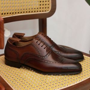 Zapatos Oxford Brogue de Tres Piezas para Hombre, Estilo Británico, con Cordones Cuadrados, Ligeros, Antideslizantes, Transpirables, Casuales, Formales y de Negocios - Product Image 5