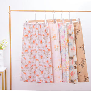 10 couleurs coton rayonne sommeil <span class=keywords><strong>pantalon</strong></span> femmes été coupe ample jambe large salon <span class=keywords><strong>pantalon</strong></span> respirant aéré 3/4 confortable vêtements de détente - Product Image 1