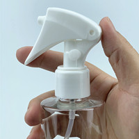 Bouteille de pulvérisation d'alcool PET 200ml/250ml/300ml personnalisée avec pulvérisateur à pompe à gâchette pour le nettoyage ou l'utilisation de parfum