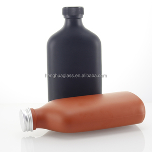 Rỗng Matte Black <span class=keywords><strong>Red</strong></span> Flat Shape <span class=keywords><strong>Glass</strong></span> rượu Chai 200ml Flask Whisky lạnh Brew cà phê rum Gin chai thủy tinh với vít nắp - Product Image 4