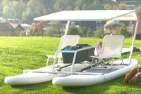 Catamaran gonflable portable double SUP pour jeux aquatiques, pêche et vélos aquatiques pour lac
