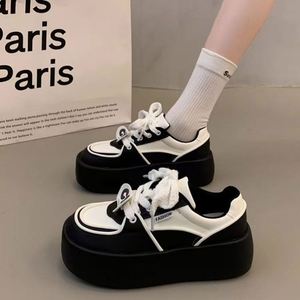 Zapatos Blancos Versátiles de Alta Gama para Mujer, Primavera-Otoño 2026, Plataforma Deportiva Casual con Suela Gruesa y Elevada - Product Image 3