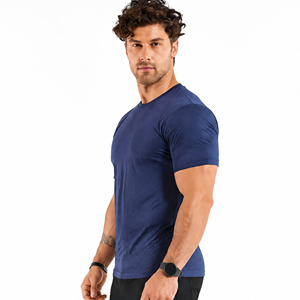 T-shirt vierge rouge pour homme de haute qualité, coupe classique, manches courtes, en tissu écologique infroissable, idéal pour l'impression par transfert thermique – Vente en gros - Product Image 5