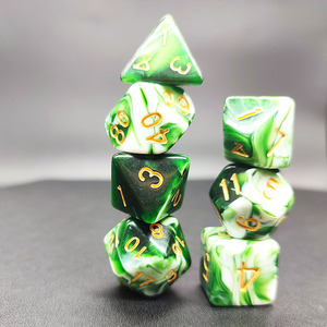 Nian Diceworks usine personnalisé 16mm tourbillon vert blanc dés en plastique résine acrylique matériel RPG <span class=keywords><strong>jeux</strong></span> de société mdn <span class=keywords><strong>Berserk</strong></span> <span class=keywords><strong>jeux</strong></span> de dés - Product Image 4
